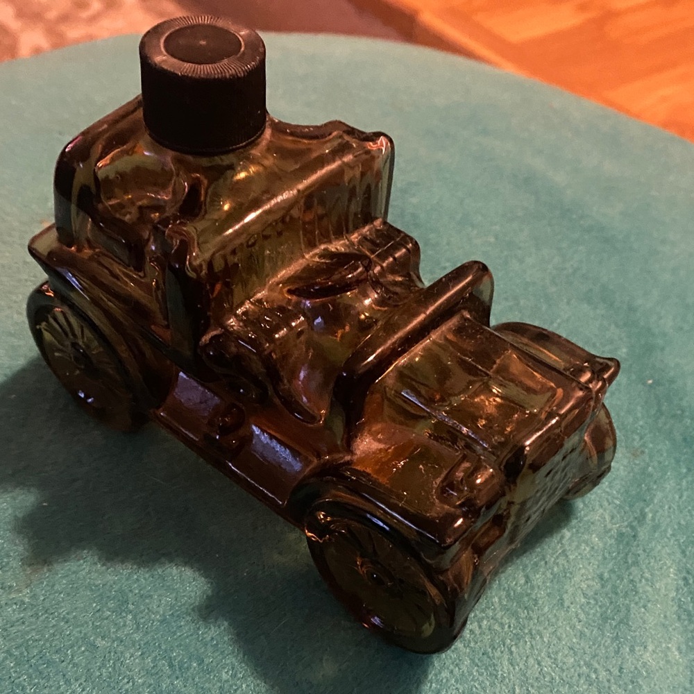 Collectible Avon aftershave bottles